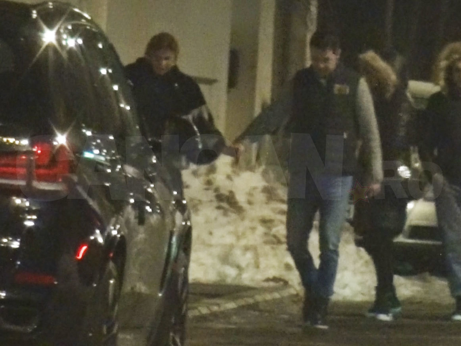 CANCAN.ro a obţinut dovada relaţiei secrete. Fosta doamnă Borcea & amantul-şofer s-au sărutat în parcare, la 2 dimineaţa!