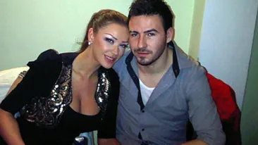 Bianca plange si isi blesteama zilele, dar Adi Cristea rade cu gura pana la urechi! A petrecut cu doua femei sexy in Tel Aviv