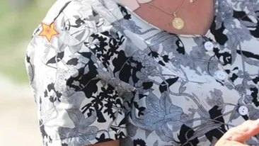 Aici s-a sinucis primarul interimar din Jilava! L-am vazut spanzurat in gradina si m-am speriat ingrozitor!