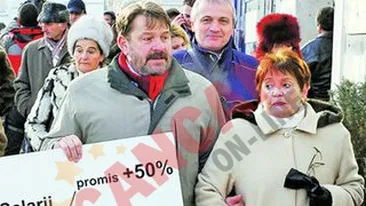 Milionar in euro, la protest pe strazi