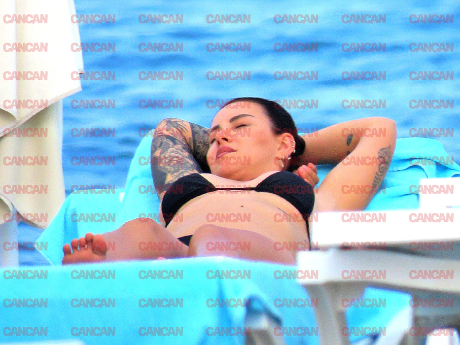 Nicoleta Nucă a făcut furori la mare