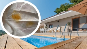 Concediu de coșmar de 1.400€ pentru un turist român în Halkidiki. Cum arăta camera și ce a găsit în pat