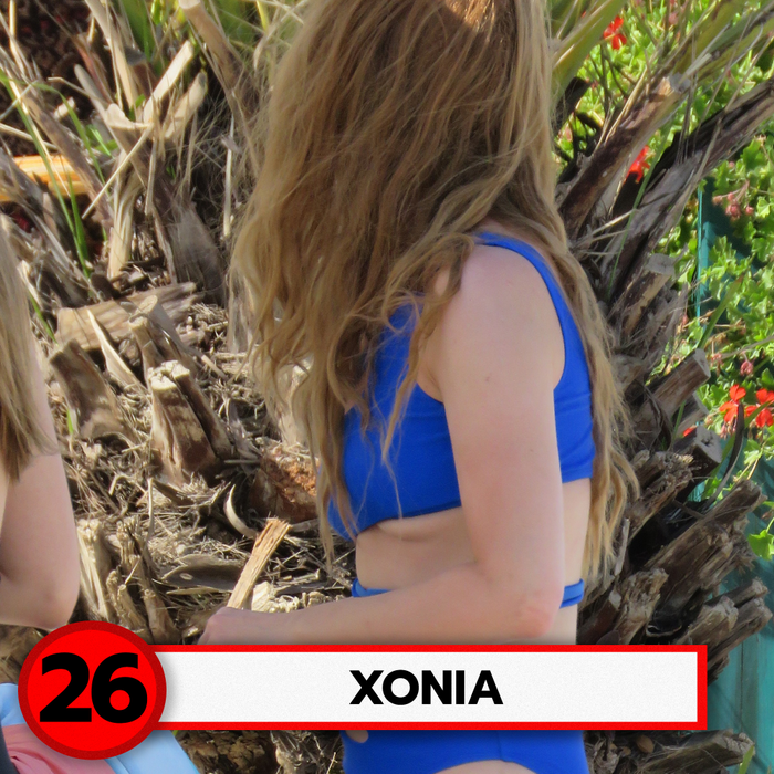 Top 30 cei mai discreți sâni din showbiz. Ce poziții ocupă Corina Caragea, Sandra Izbașa sau Iulia Albu?!