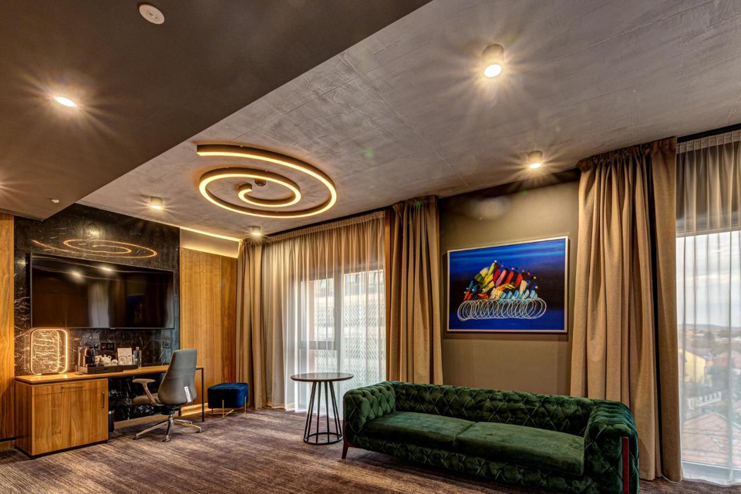 Hotelul unde Lenny Kravitz s-a cazat la Cluj / Sursa foto: booking.com