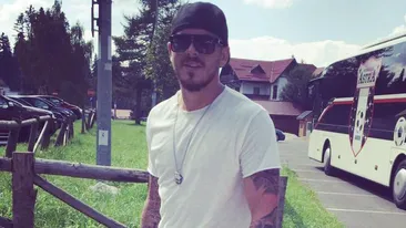 Imagini în premieră din casa lui Alibec! Atacantul şi-a tranformat vila în… muzeu!