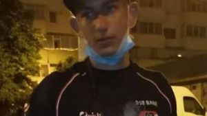 Alertă în România! Feriți-vă de tânărul din imagine. Dacă îl vedeți, sunați urgent la Poliție!