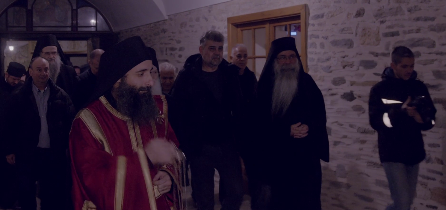 Marcel Ciolacu a plecat la muntele Athos, de ziua lui/ Sursa foto: Captură video orthodoxianewsagency.gr