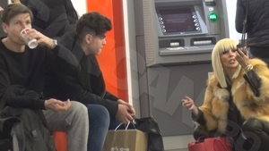 N-a mai rezistat! Raluca Bădulescu, jurata de la ”Bravo, ai stil!”, cu fostul soţ la...