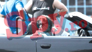 Ovidiu Lipan „Tandarica” a mers cu masina la un service auto! Are „aspirator de femei”!