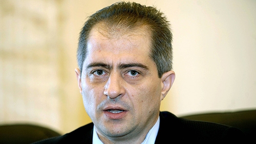 Deputatul PPDD Daniel Oajdea, implicat într-un accident rutier! O tânără a fost rănită