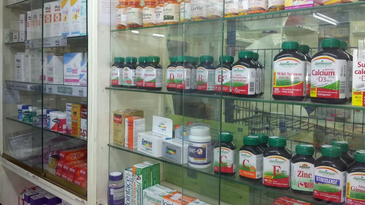 Ce a făcut o farmacistă din Craiova, după ce a primit o reţetă indescifrabilă: Nu este deloc o glumă