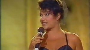 Cine era MARINA SCUPRA, artista îndrăgită de întreaga Românie! Cântăreaţa a pierdut lupta cu cancerul...