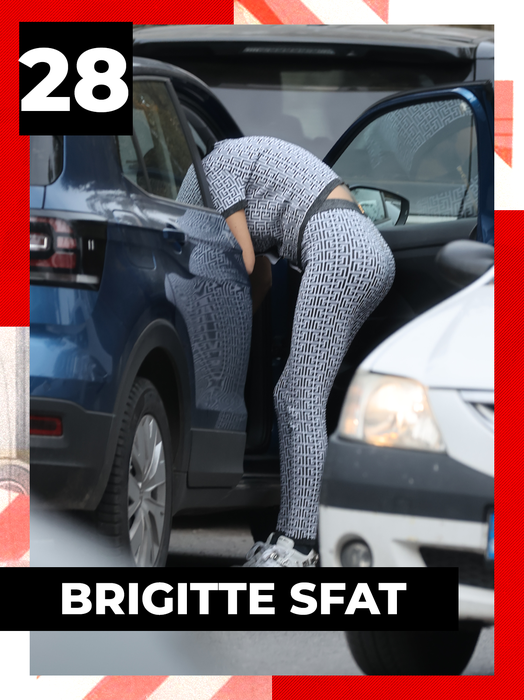TOP sexy-vedete. Bianca Drăgușanu, Daniela Crudu sau Raluca Bambi s-au aplecat pe bancheta din spate și…: Mamăăă, ce priveliște!