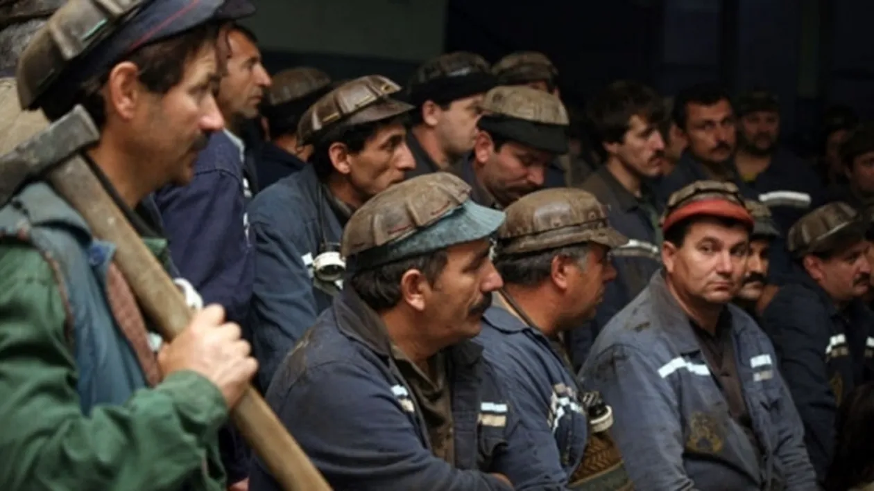 Minerii protestatari vor fi amendaţi! Iată ce sume au „încasat“ pentru tulburarea ordinii publice