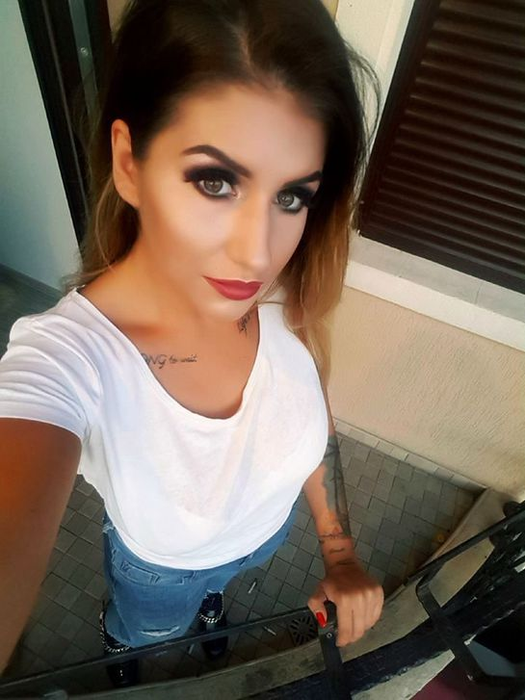 Alexandra, ex-Insula Iubirii, fotografie șocantă pe patul de spital: ”Mă simțeam călcată de tren…”