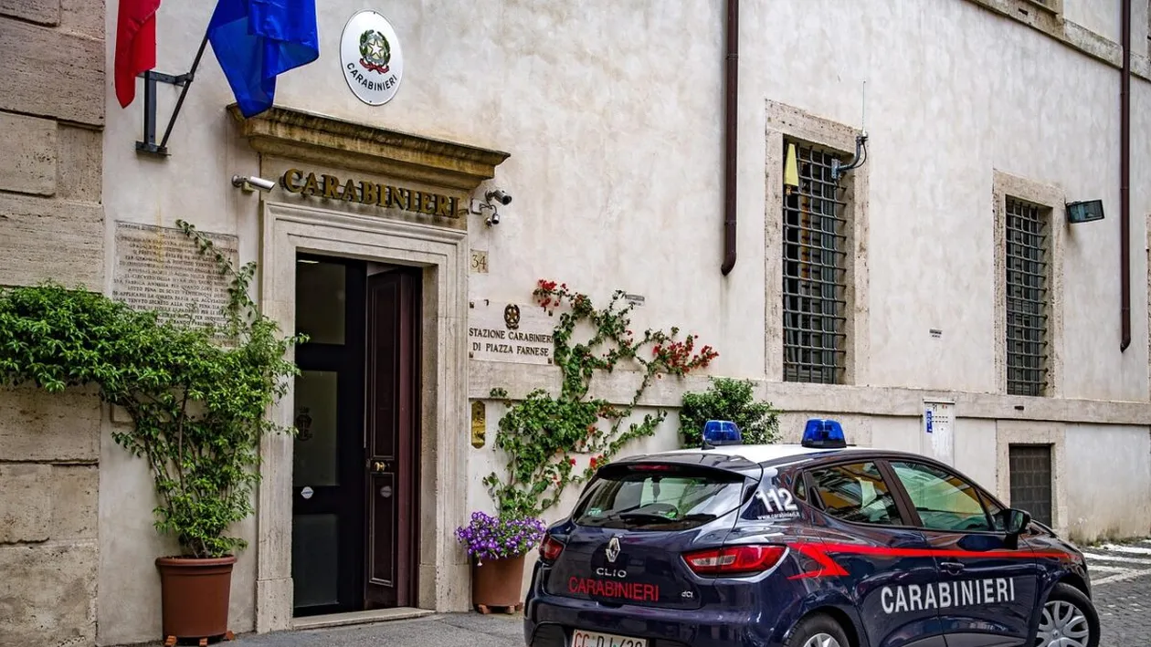 Un italian de 48 de ani are interdicție să intre în 32 de orașe. Motivul halucinant