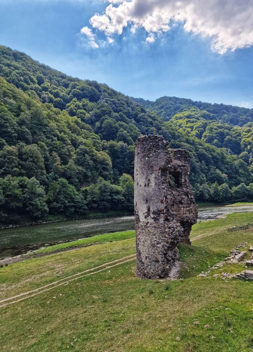Descoperire arheologică pe Valea Oltului/ sursă foto: Facebook - tara cu balauri