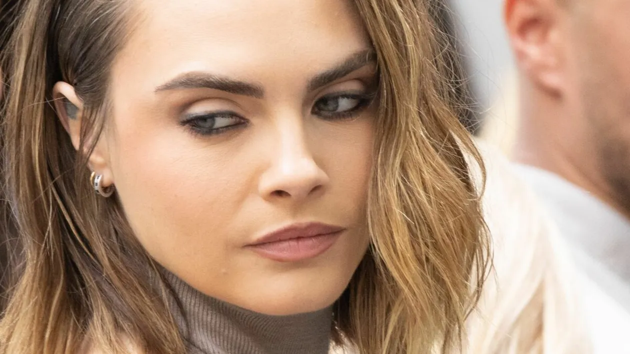 Cum a apărut Cara Delevingne la premiile BAFTA 2024, după ce s-a luptat cu dependența de droguri. Fanii au crezut că nu văd bine!