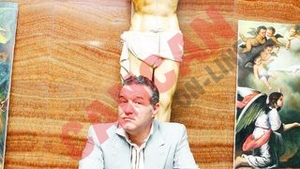 Duhovnicul lui Gigi Becali, interzis de Patriarhie