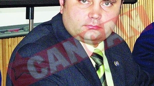 Politist dat afara pentru ca a hartuit sexual o soferita