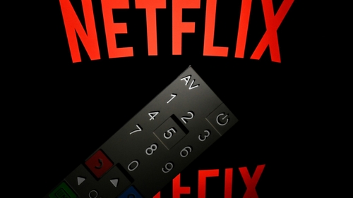 Război total declanșat de Netflix împotriva pirateriei online. Site-uri populare, în pericol de dispariție