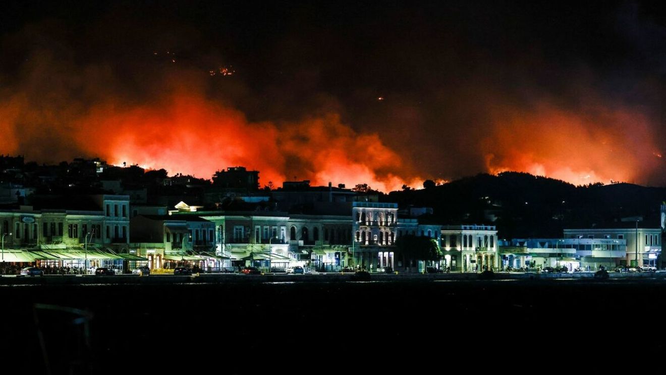 Dezastru în Grecia: Din cauza incendiilor, autoritățile au declarat stare de urgență