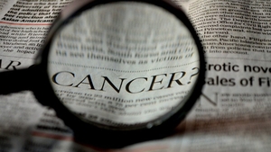 Vești extraodinare pentru bolnavii de cancer. Un nou medicament face minuni acolo unde alte leacuri dau greș
