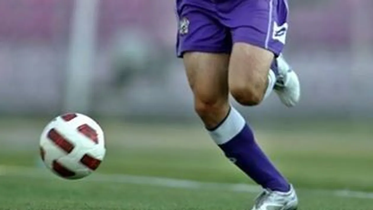 Tragedie în fotbal! Un sportiv a murit, iar un coleg şi antrenorul lui se află în stare gravă, în urma unui accident