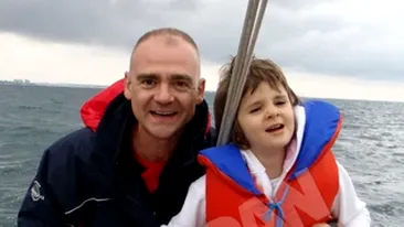 Catalin Radu Tanase si-a inscris fiica la cursuri de inot