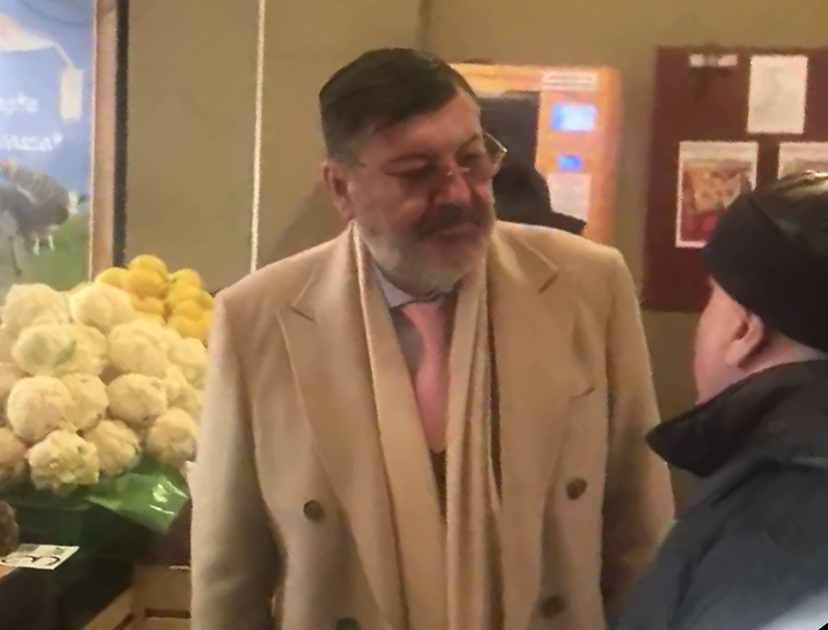 Dan Nicorescu a negociat la sânge cu tarabagiii, în Piața Obor