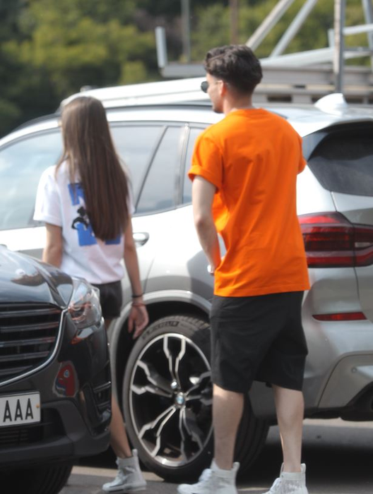 Ianis și Elena, plimbare prin parcul Herăstrău