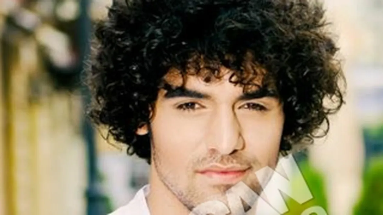 Dupa ce a aflat ca este adoptat, Marian Vasilescu de la Vocea Romaniei a facut investigatii la Politie pentru a afla cine este mama lui sI totusi:  Nu vreau sa o cunosc! O mama care-si lasa copilul nu e mama