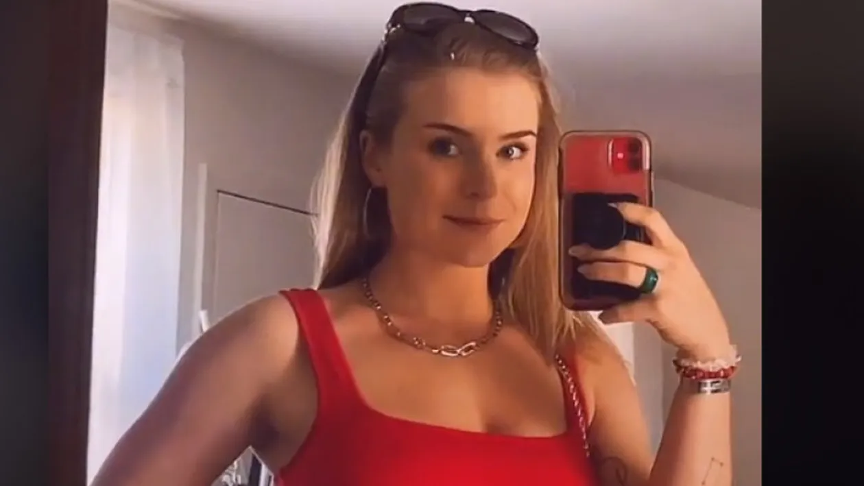 Tânăra din imagine a fost dată afară din sala de sport din cauza felului cum arăta: O păcătoasă