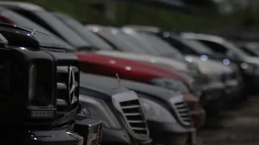 Va mai amintiti de creditul cu buletinul, acum creditul cu masina este la putere! Romanii au dat navala sa isi amaneteze masinile!