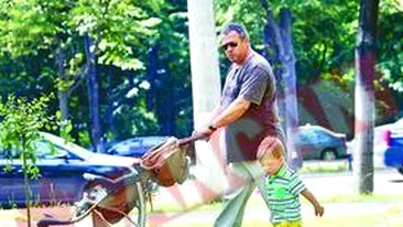 I-a facut cadou de nunta un Mercedes!