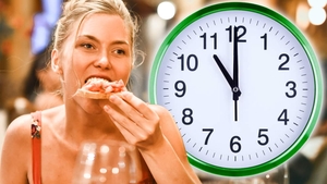 Cele 3 alimente pe care trebuie să le consumi la ora 11:00. Reduc stresul și ajută mult la slăbit