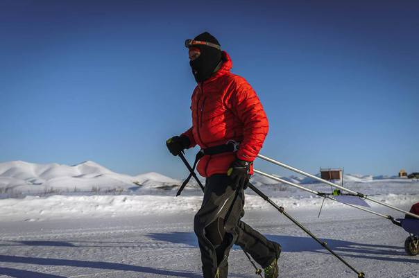 Tibi Uşeriu este pe primul loc în cel mai greu maraton de pe planetă, „6633 Arctic Ultra”!