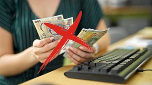 Adio, bani cash. Ce se întâmplă, de la 1 octombrie 2025
