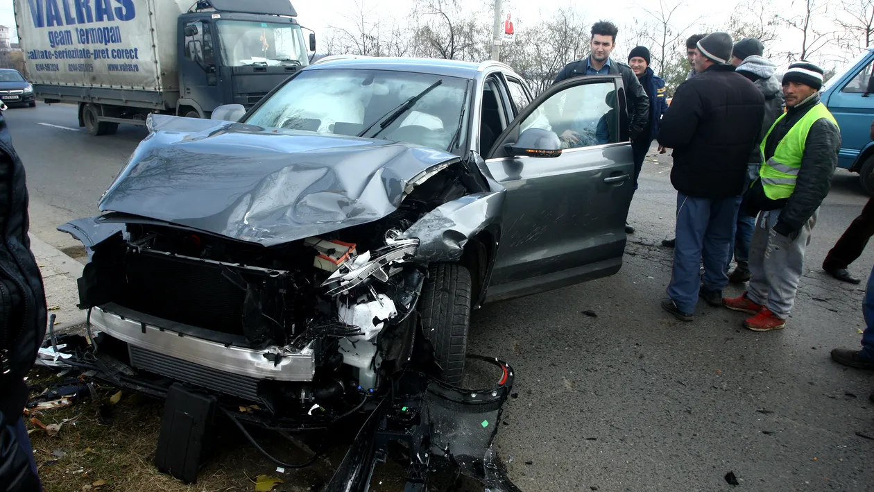 Smiley, salvat de masina din accidentul care ar fi putut sa se termine tragic! Dotarile l-au ajutat sa scape fara nicio zgarietura