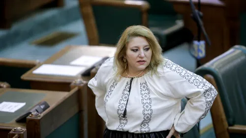 Diana Șoșoacă, amendată cu 5.000 de lei după ce a făcut afirmații cu caracter discriminatoriu la adresa lui Raed Arafat