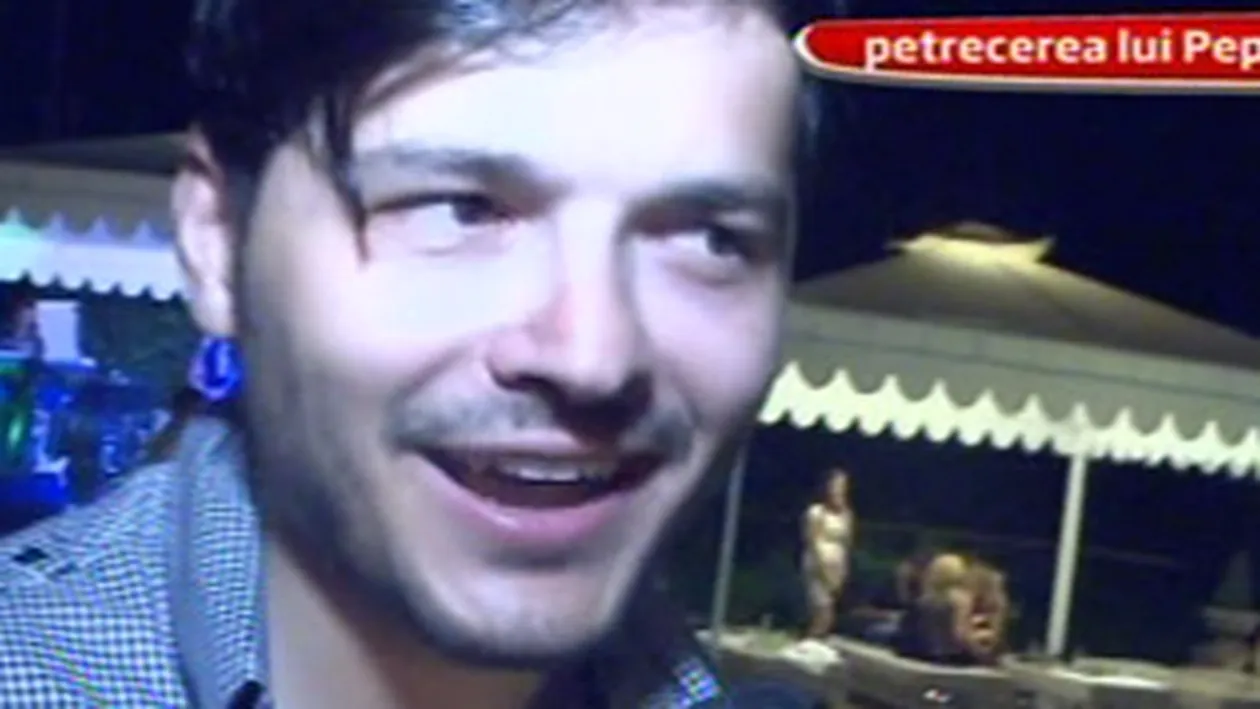 VIDEO Nebunie de ziua lui Pepe! Uite ce show a iesit la piscina! M-am imbatat de cinci ori si m-am trezit de sase