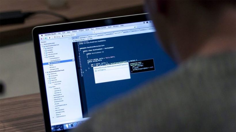 Un IT-ist din Cluj-Napoca are salariu 16.000 lei/lună, dar este nemulțumit pe șefii lui. Care e motivul