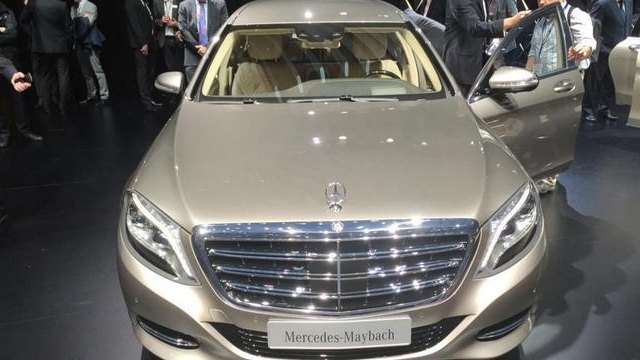 Premiera in Romania! Cel mai nou Maybach va fi scos la vanzare! Cat costa bolidul care l-a facut celebru pe Gigi Becali!