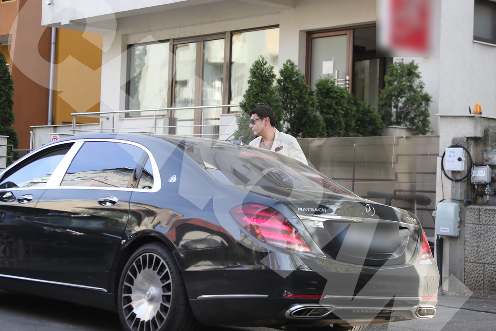Cristi Borcea și-a luat ultimul model de Maybach,
mai ”calificat” decât al lui Gigi Becali!