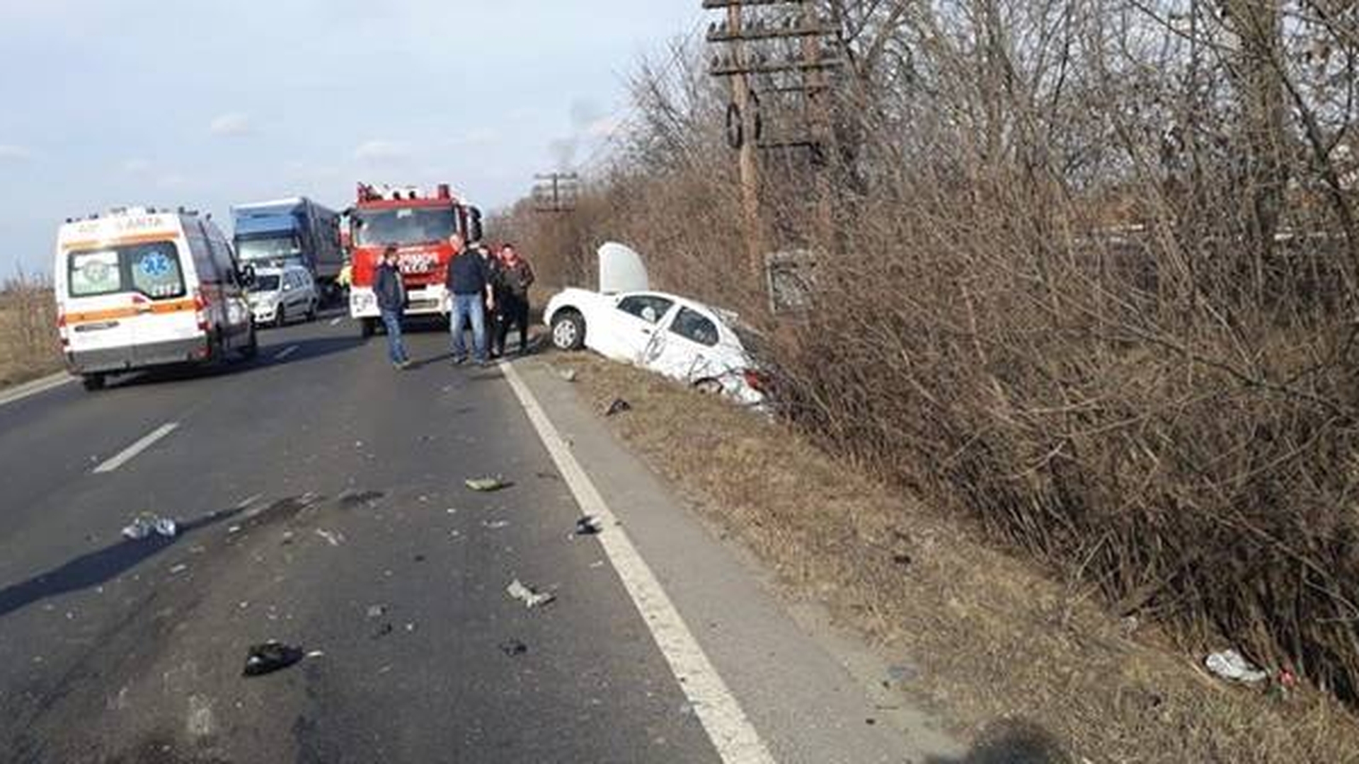 Grav accident rutier în Timiș. O femeie a murit, iar o fetiță de cinci ani a fost rănită