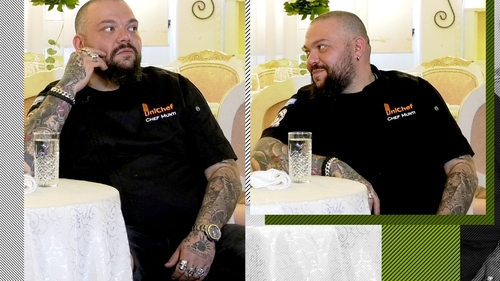 Chef Munti gătește afrodisiac pentru masculii care vor să își impresioneze partenerele. Câștigătorul “Chefi la cuțite” ridică moralul bărbaților și nu numai!