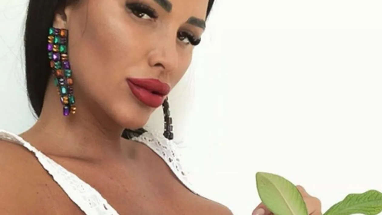 Daniela Crudu are iubit nou? A petrecut într-un club de fițe din Mamaia în compania mai multor bărbați