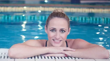 Ti se face pielea de gaina cand o vezi! Camelia Potec, în costum de baie la -3 grade Celsius