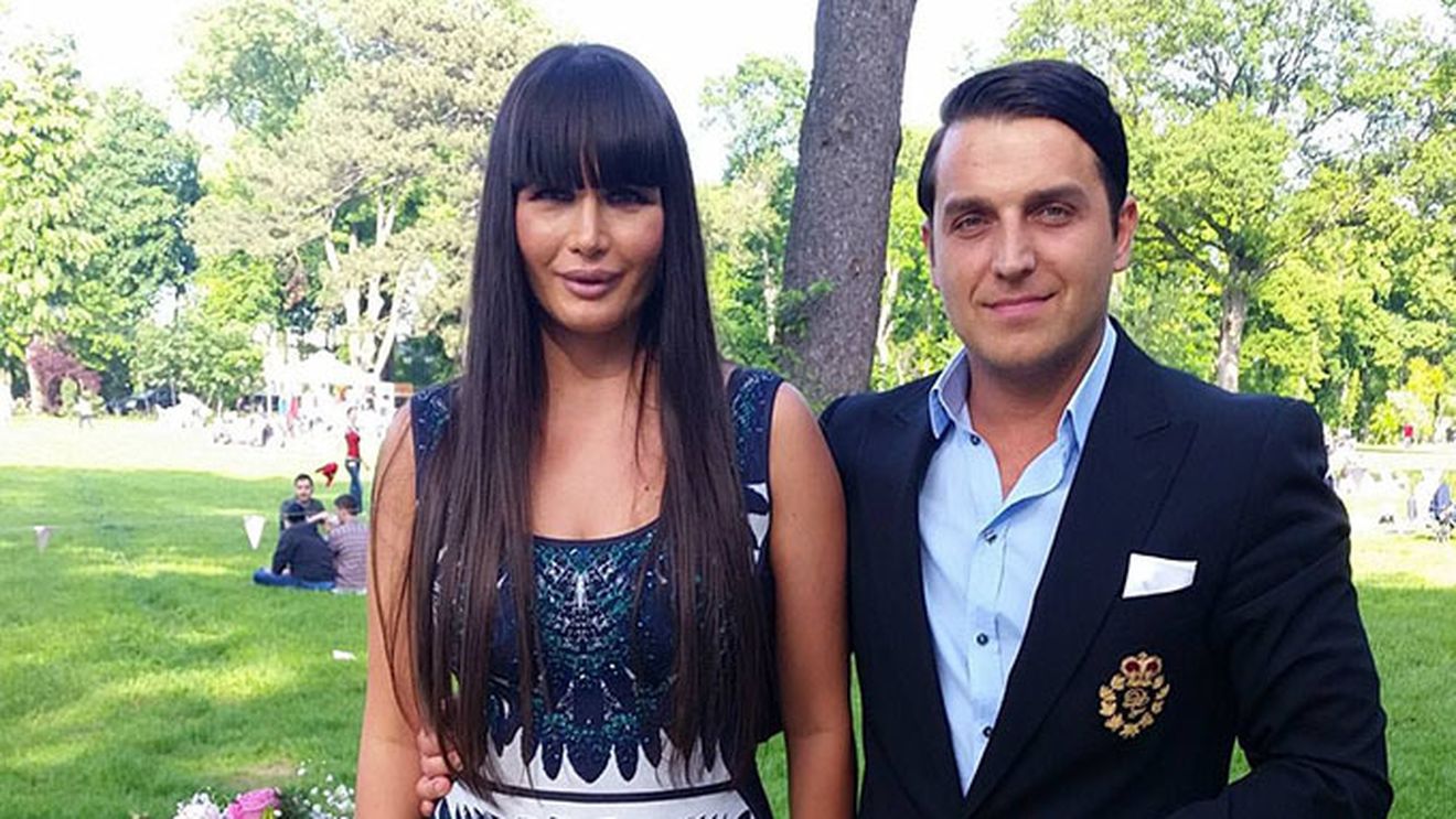 Ce prevestea CARMEN HARRA în urmă cu doar trei ani despre divorţul dintre ELENA BĂSESCU şi BOGDAN IONESCU! “Elena generează, de fapt, această ruptură pentru că...”