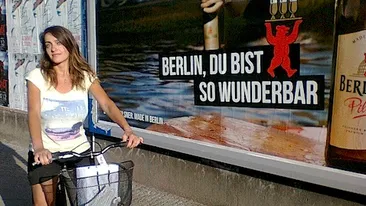 O romanca va ajunge cea mai celebra pictorita din lume dupa ce a decis sa deseneze... prostituate!